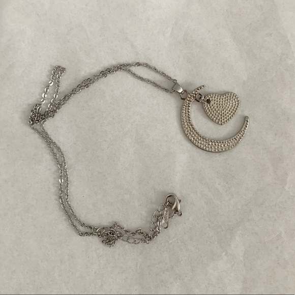 Necklace - Picture 4 of 4